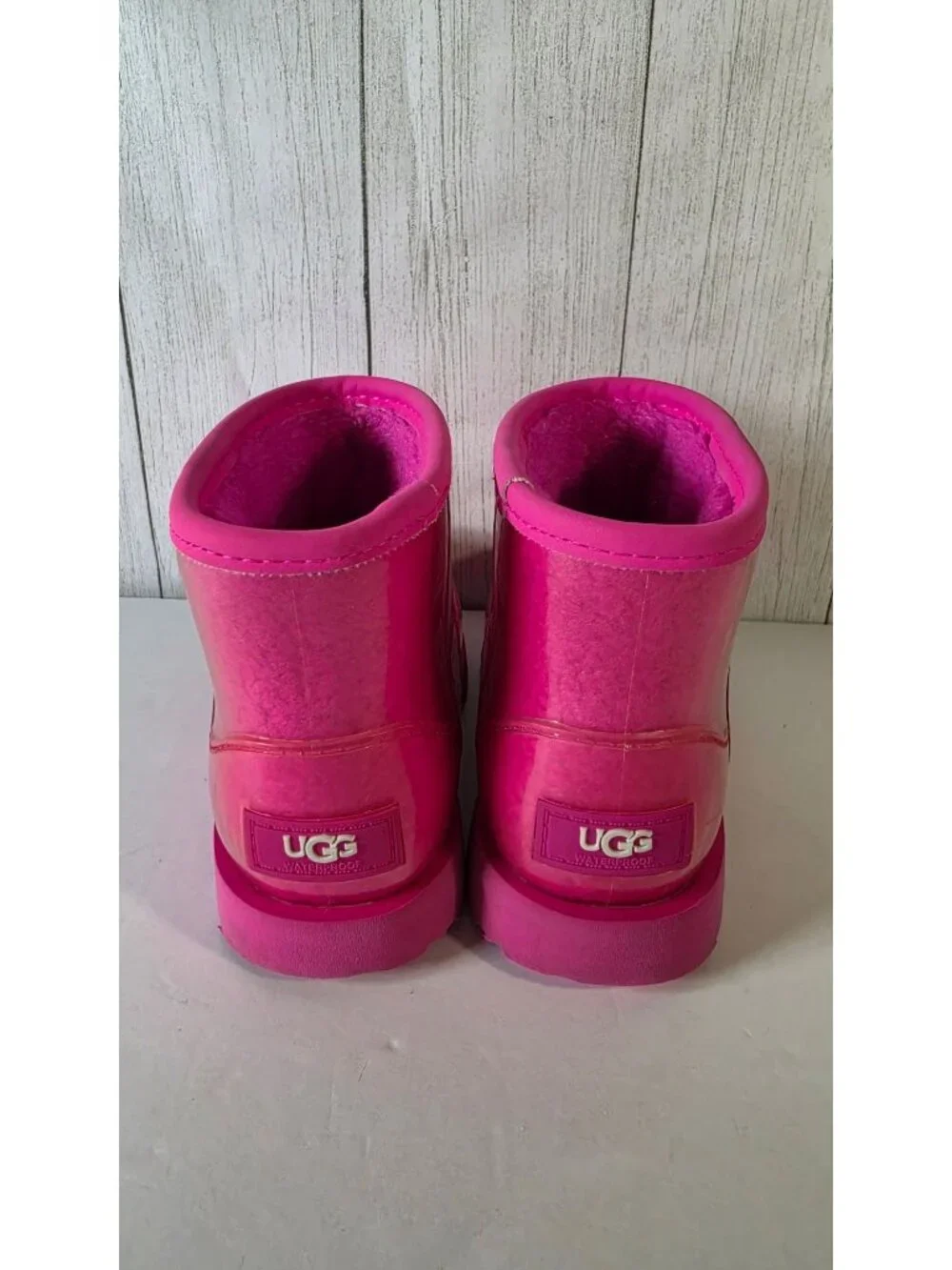 UGG CLASSIC CLEAR MINI PINK WATERPROOF BOOTS TODDLER GIRLS SIZE 10 RAIN SNOW